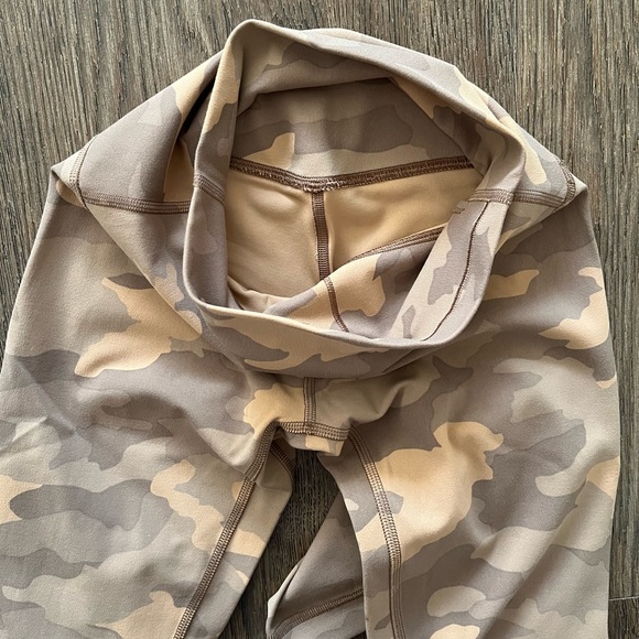 Lululemon Align 25” Heritage Camo Leggings - Picture 4 of 6